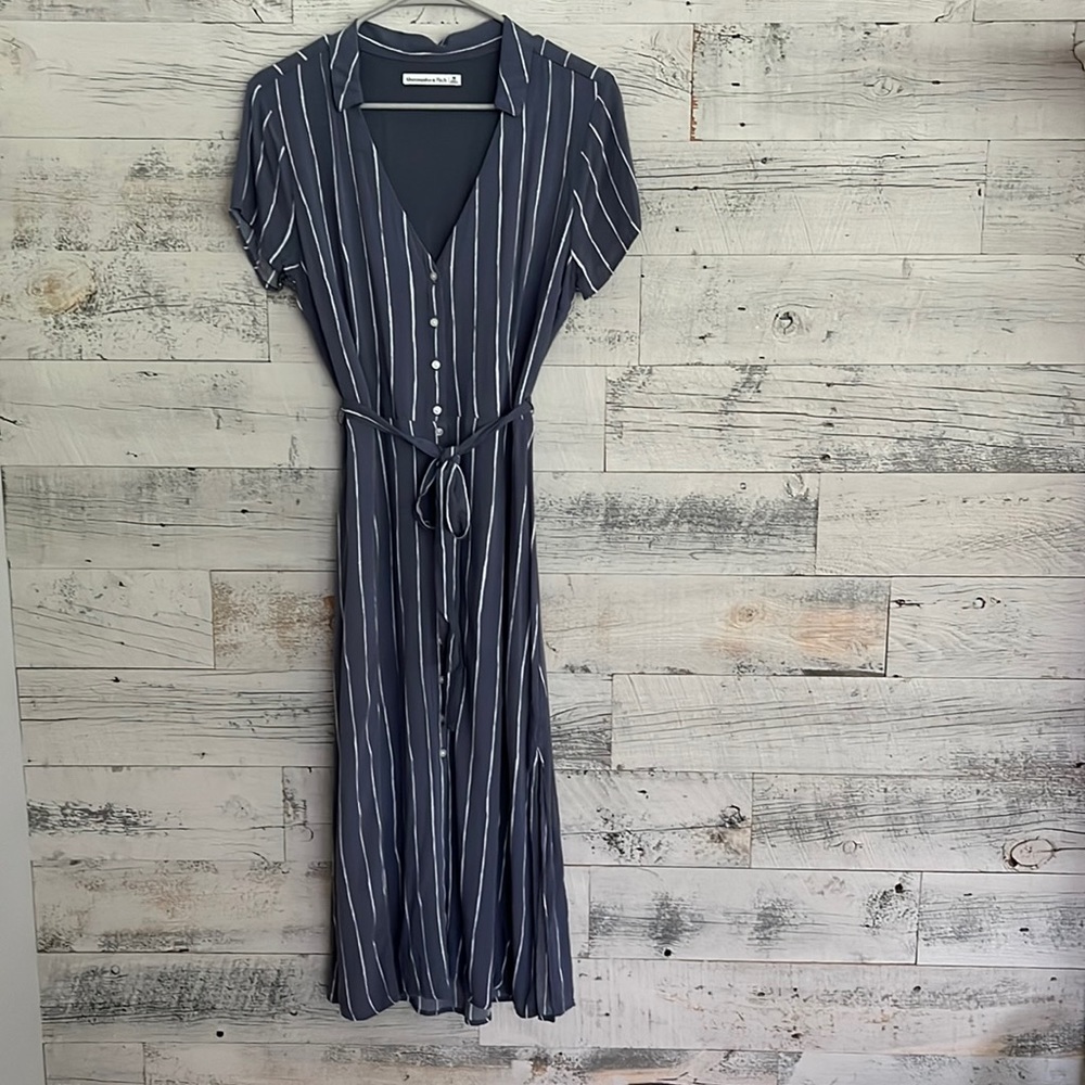 Abercrombie and Fitch women’s dress. Size medium